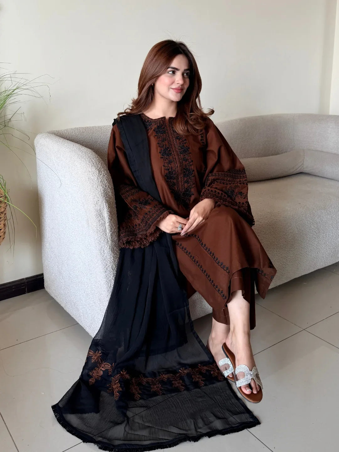 Elevate Your Ethnic Wardrobe With This Elegant Pure Roman Silk Designer Suit Set, Beautifully Crafted With Intricate Thread Embroidery And Finished With A Premium Gpu Lace Border. Featuring Stylish Bell Sleeves, A Comfortable Matching Bottom, And A Luxurious Heavy Faux Georgette Dupatta, This Designer Ensemble Is Perfect For Weddings, Festive Celebrations, Parties, And Traditional Occasions. 💃✨