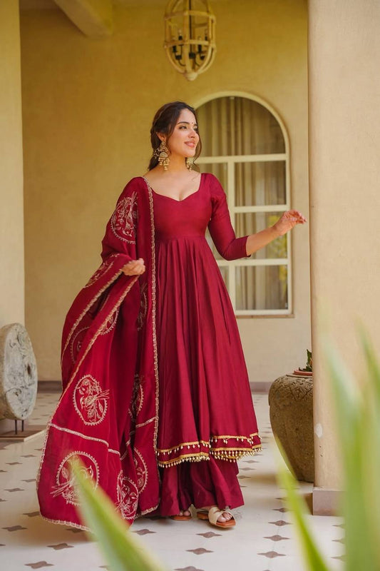  Reception Wear Red Color Silk Ready To Wear Anarkali Suit 
