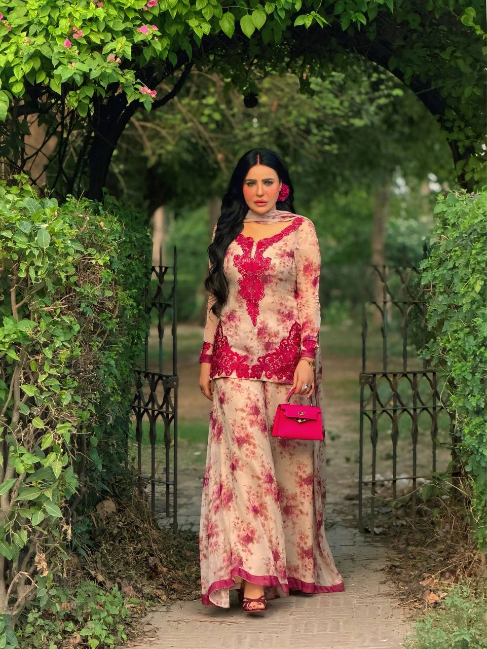 Designer Pink Color Georgette Wedding Wear Palazzo Suit