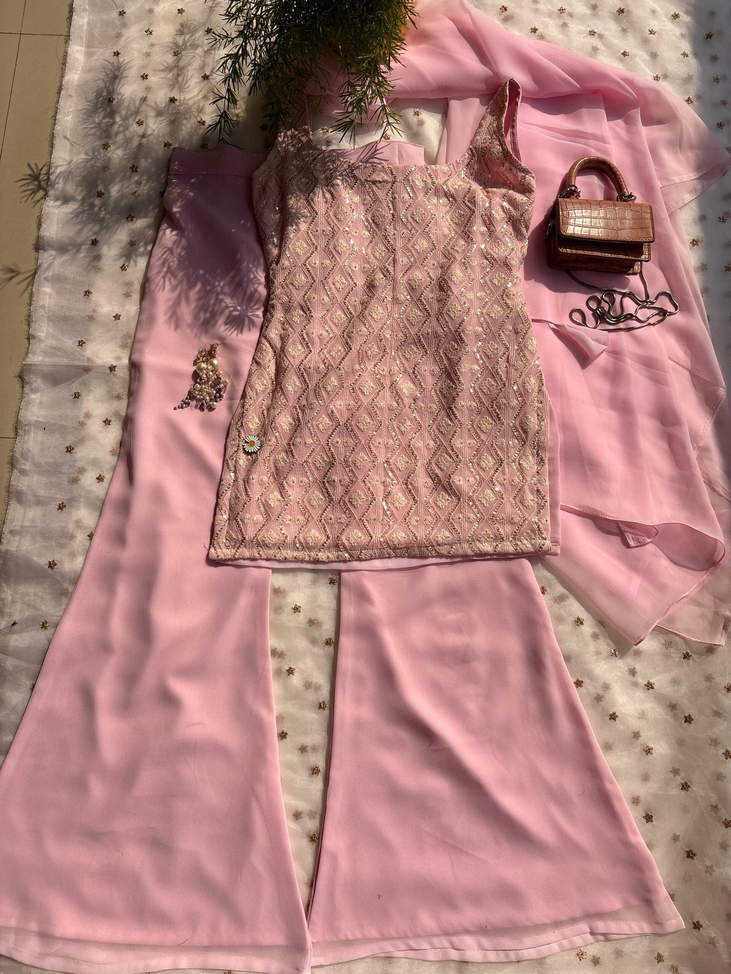 Viral Kareena 90s Iconic Suit