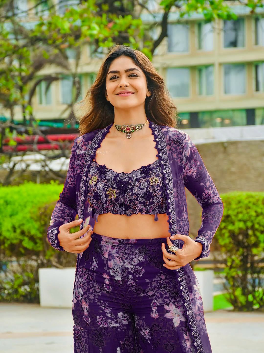 Mrunal Thakur Inspired Red Fringe Indo Western | Reception & Sangeet Wear